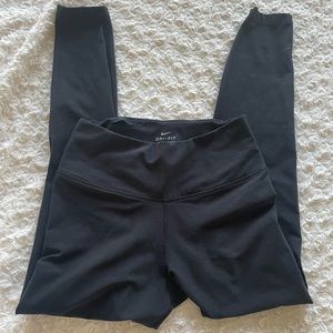 Nike Dri-fit black skinny leggings - medium